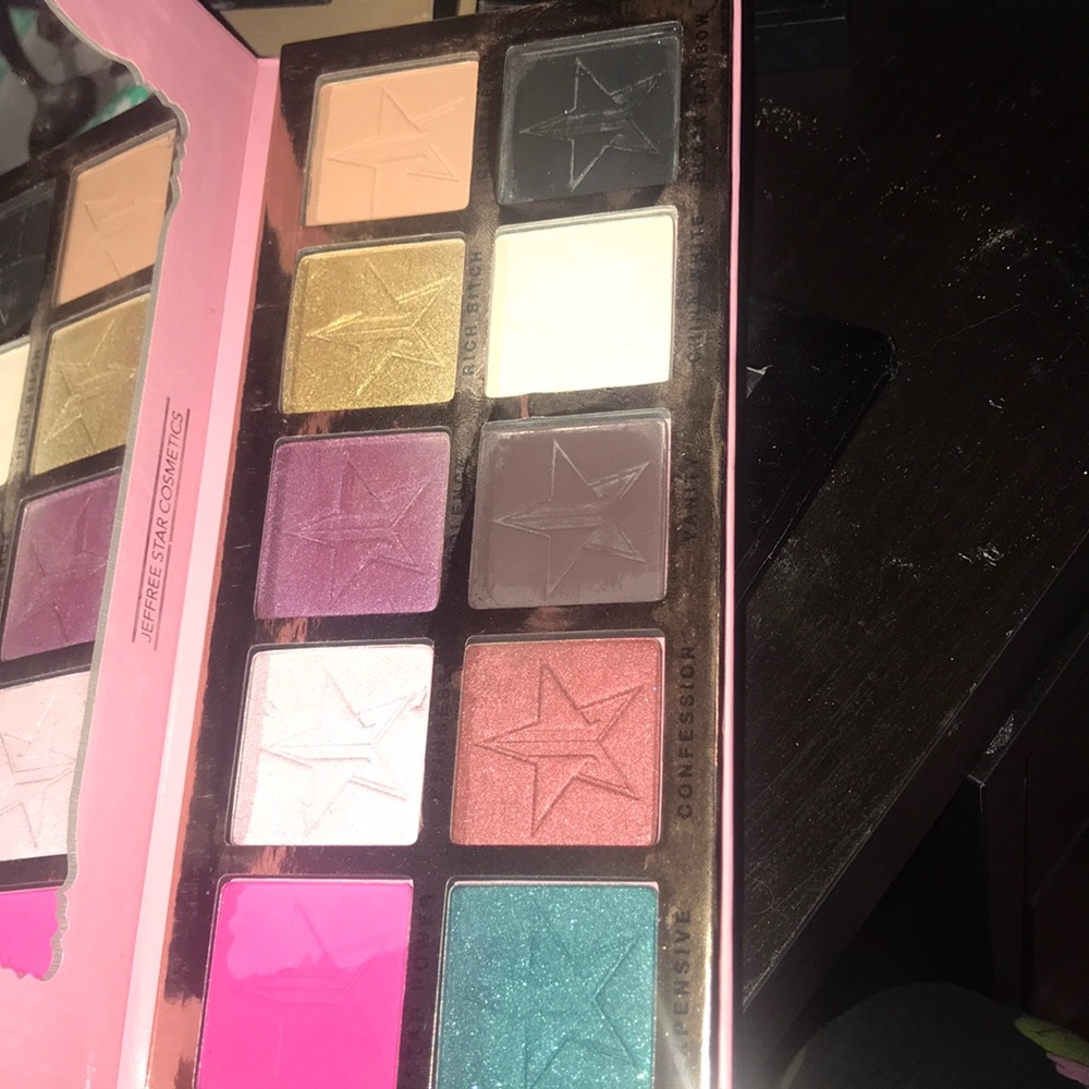 JEFREE STAR COSMETICS- Beauty killer palette